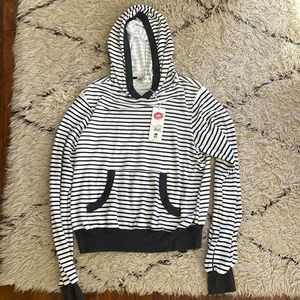 WIldfox Malibu Pullover brand new size M